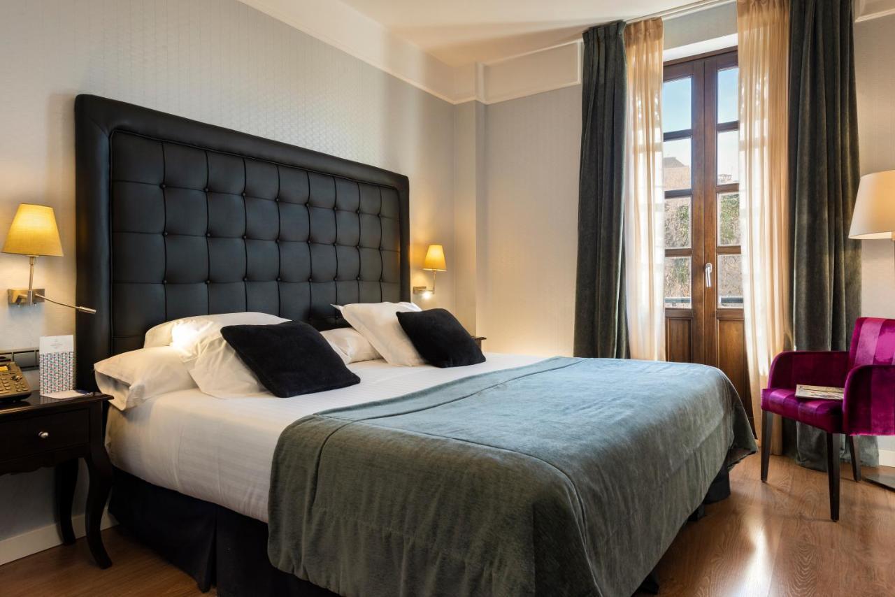 Einzelzimmer mit Queensize-Bett